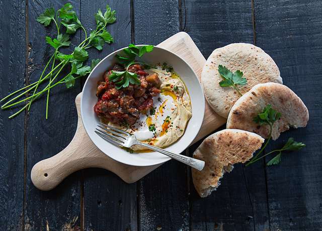 Hummus Bowl With Chunky Eggplant Oren S Hummus Eat Club